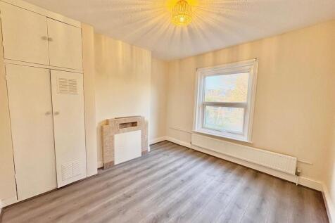 PHOTO-2025-12-24-...