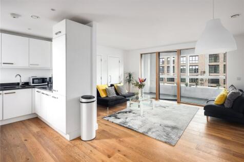 Living Room/Kitchen