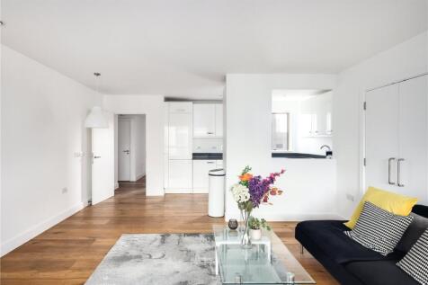 Living Room/Kitchen