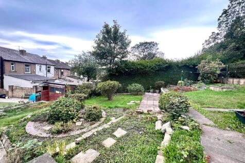 FURTHER EXTERNAL PHOTOGRAPHS