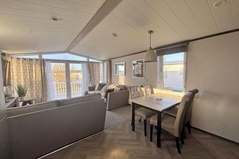 Kitchen/Dining/Living