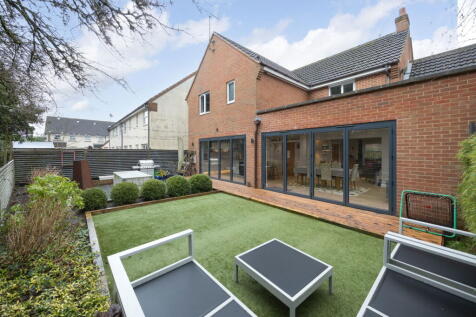 Property Image 4