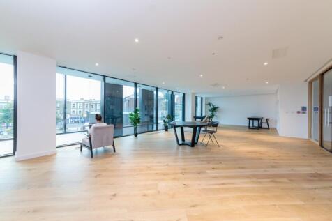 Commual Lounge