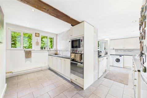 Kitchen &amp; Utility