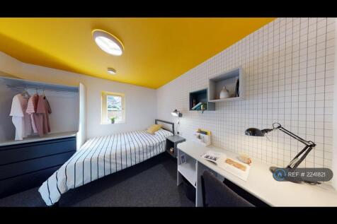 Sixth Bedroom
