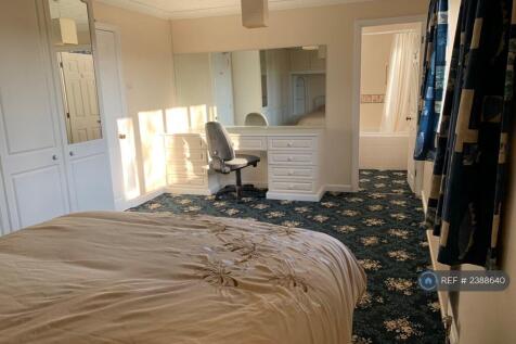 Room 1 To Ensuite 