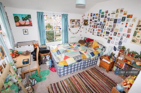 Flat 3 (Top Floor)
