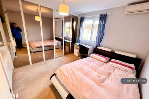 Bedroom No1