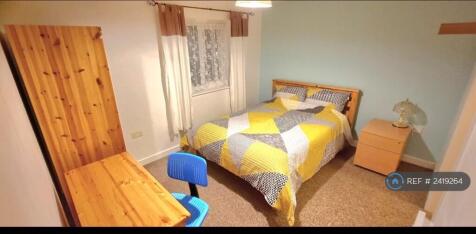 Room 2 - En-Suite Bedroom 
