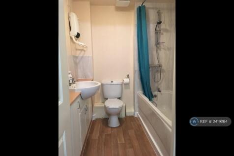 Shared Bathroom ( Max 2 Sharing )  