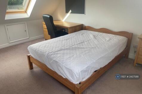 Room 1 -  Double With Private En-Suite Toilet