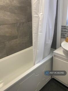 Contemporary Bathroom 