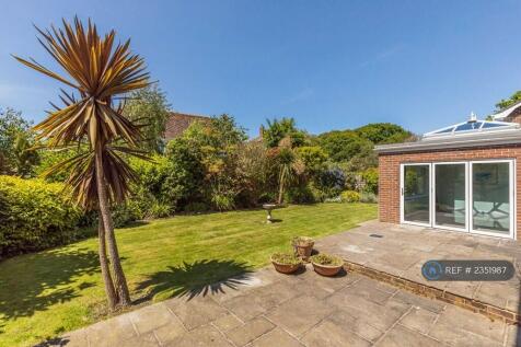 Private Garden West Facing