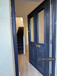Front Door, Entry To Hallway