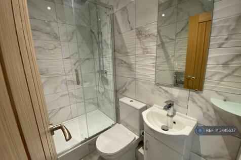 Master Ensuite