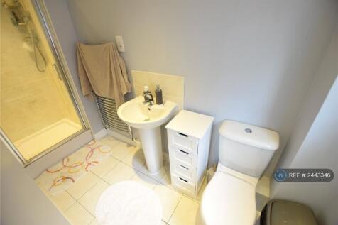 Bedroom 1 (Double)With Ensuite Bathroom And Shower