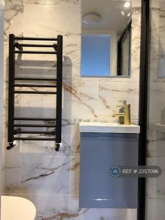Ensuite Top Floor