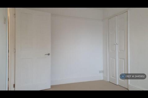 Extra Reception/Study Room At Rear Of Property