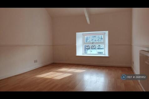 Second Bedroom At Front Of Property