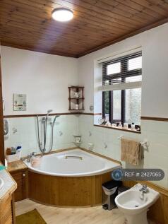 Bathroom First Floor
