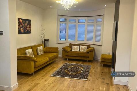 Through Lounge Front Side 