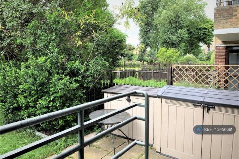 Veranda And Private Garden 