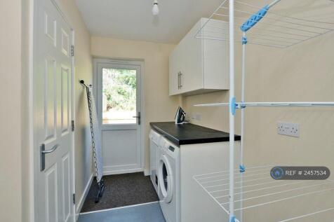 Separate Utility Room 