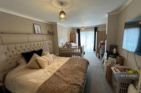 Dining Room / Fourth Bedroom