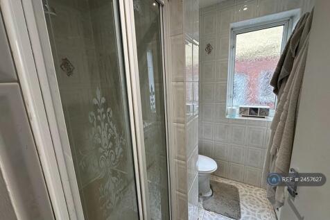 Shower w/c Downstairs