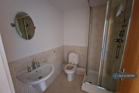 Bedroom 1 - Ensuite
