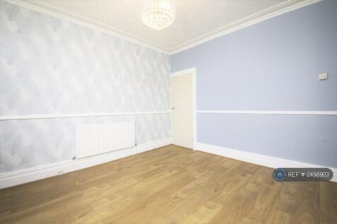 Lounge 3