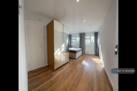 Ensuite Double Room 