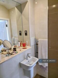 1st Floor Toilet And Bathroom