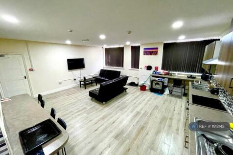 Lounge / Kitchen
