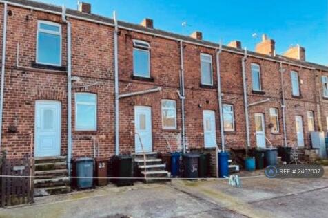 Private Shared Yard To Rear
