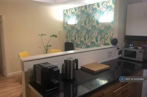 Kitchen Dining Area