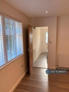 Living Room To Hall