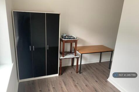Second Double Bedroom 