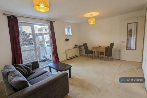 Lounge 1