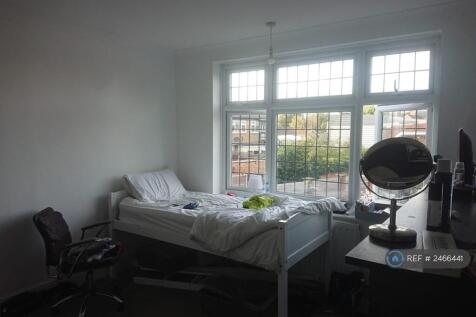Rear Bedroom