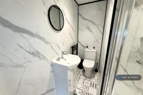 Room 3 Ensuite