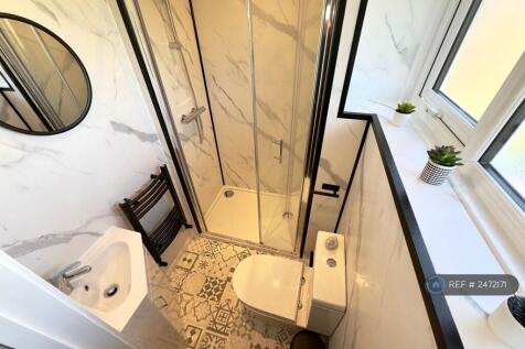 Room 5 Ensuite