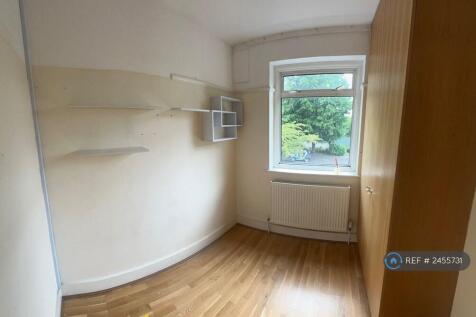 Single Bedroom 1st Floor 