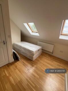 Loft Ensuite Single Room 