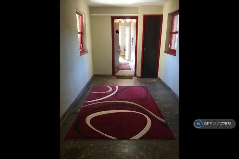 Hallway Outside Front Door