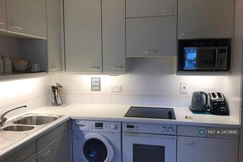 Kitchen With In-Built Large Fridge Freezer
