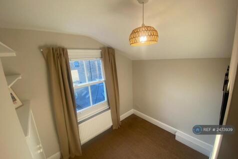 Bonus Room For Office / Storage / Sofabed