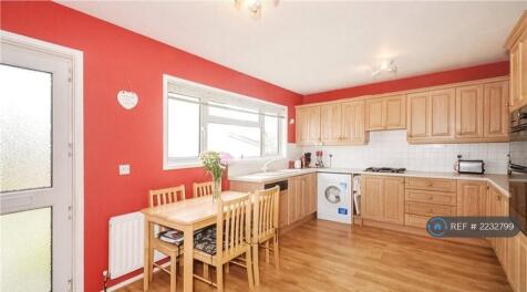 Spacious Open Kitchen