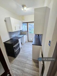 Newly Refurbished Kitchen