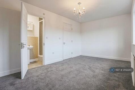 Master Bedroom With En-Suite